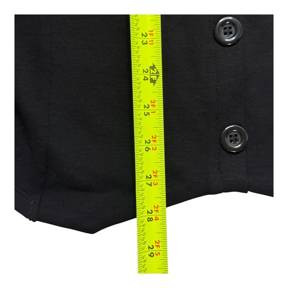 Torrid Women's Plus Size 5X Ponte V-Neck Crop Vest Sleeveless Button Front NEW - Picture 11 of 11